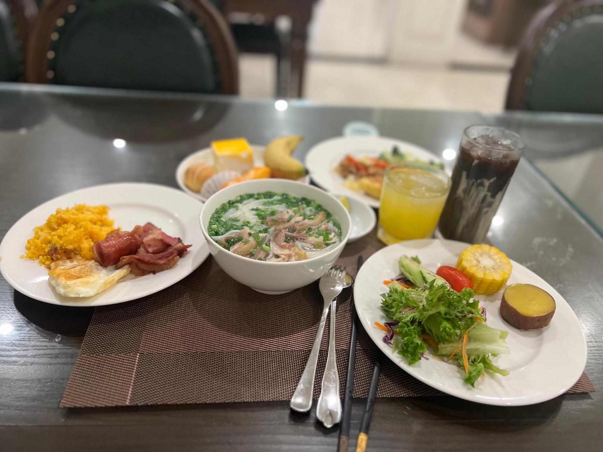 Paragon Noi Bai Hotel & Pool Ханой Екстериор снимка