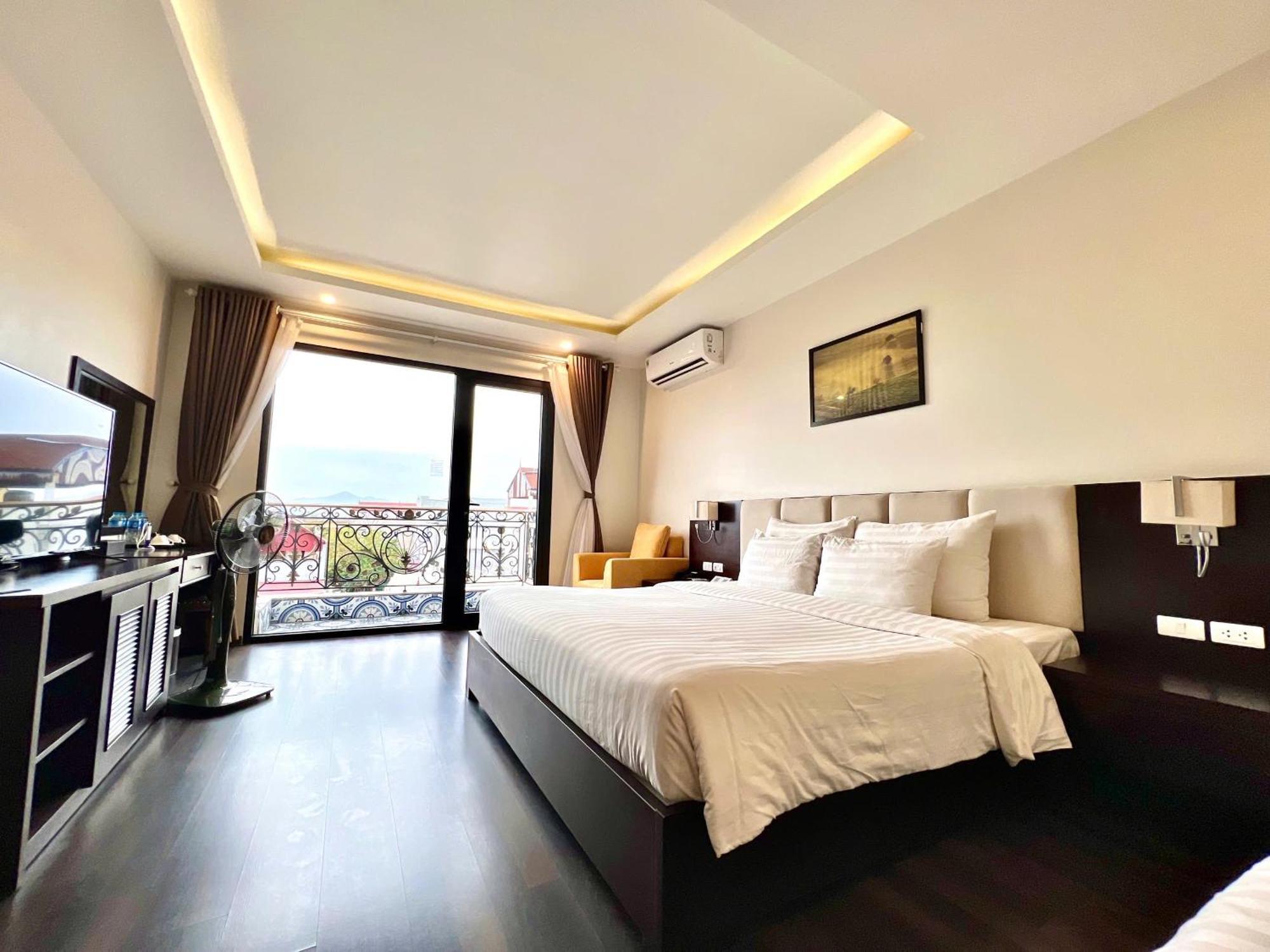 Paragon Noi Bai Hotel & Pool Ханой Екстериор снимка