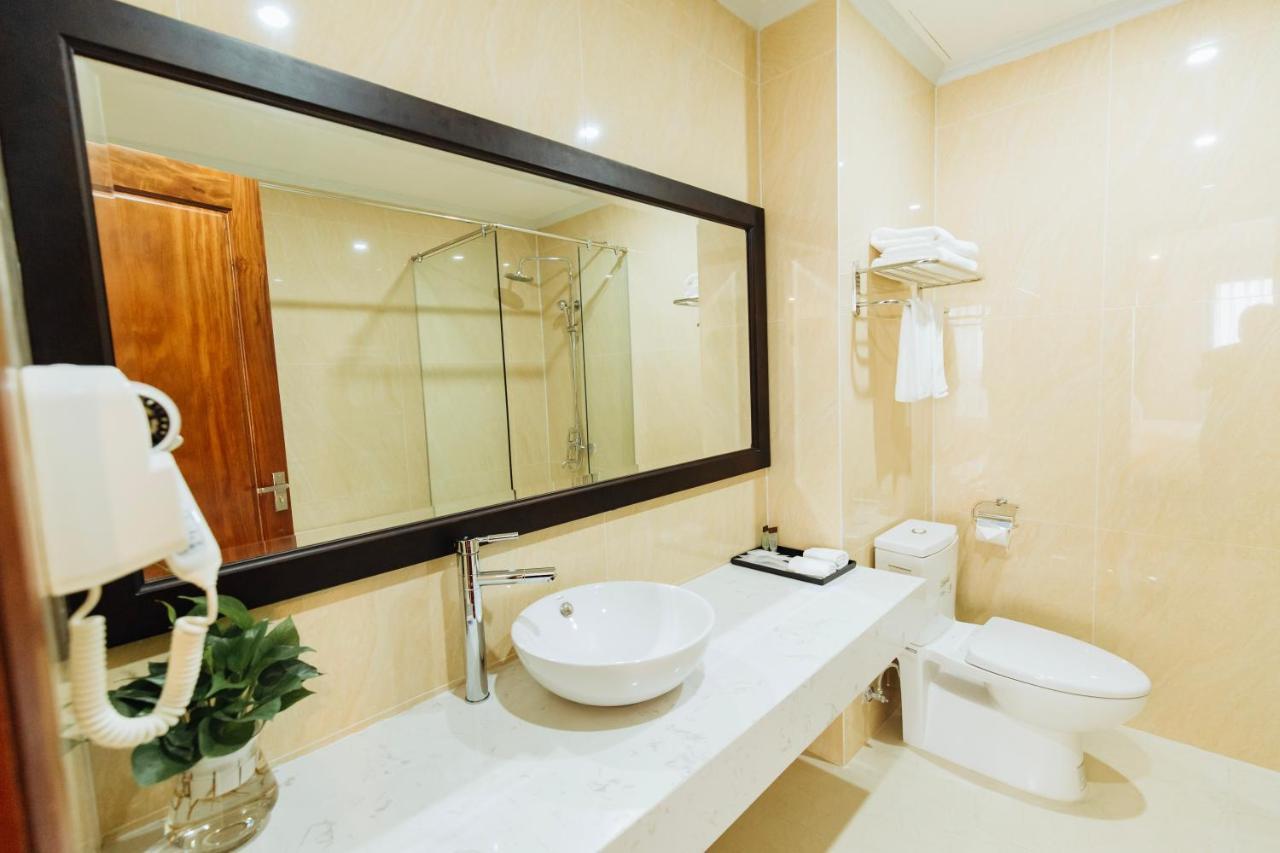Paragon Noi Bai Hotel & Pool Ханой Екстериор снимка